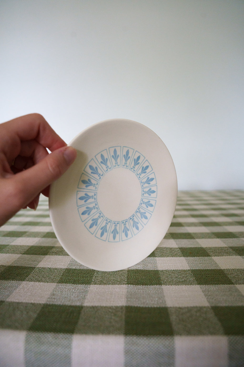 Nora Plate